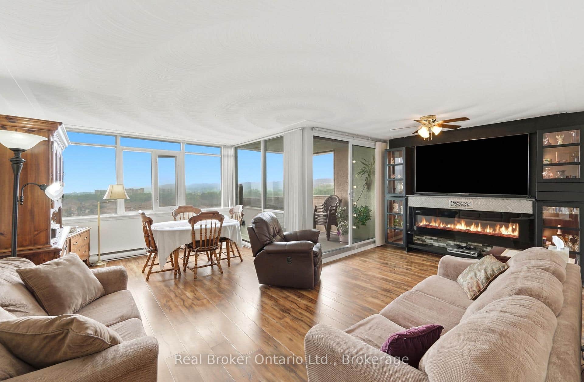 40 Harrisford Street Unit 908