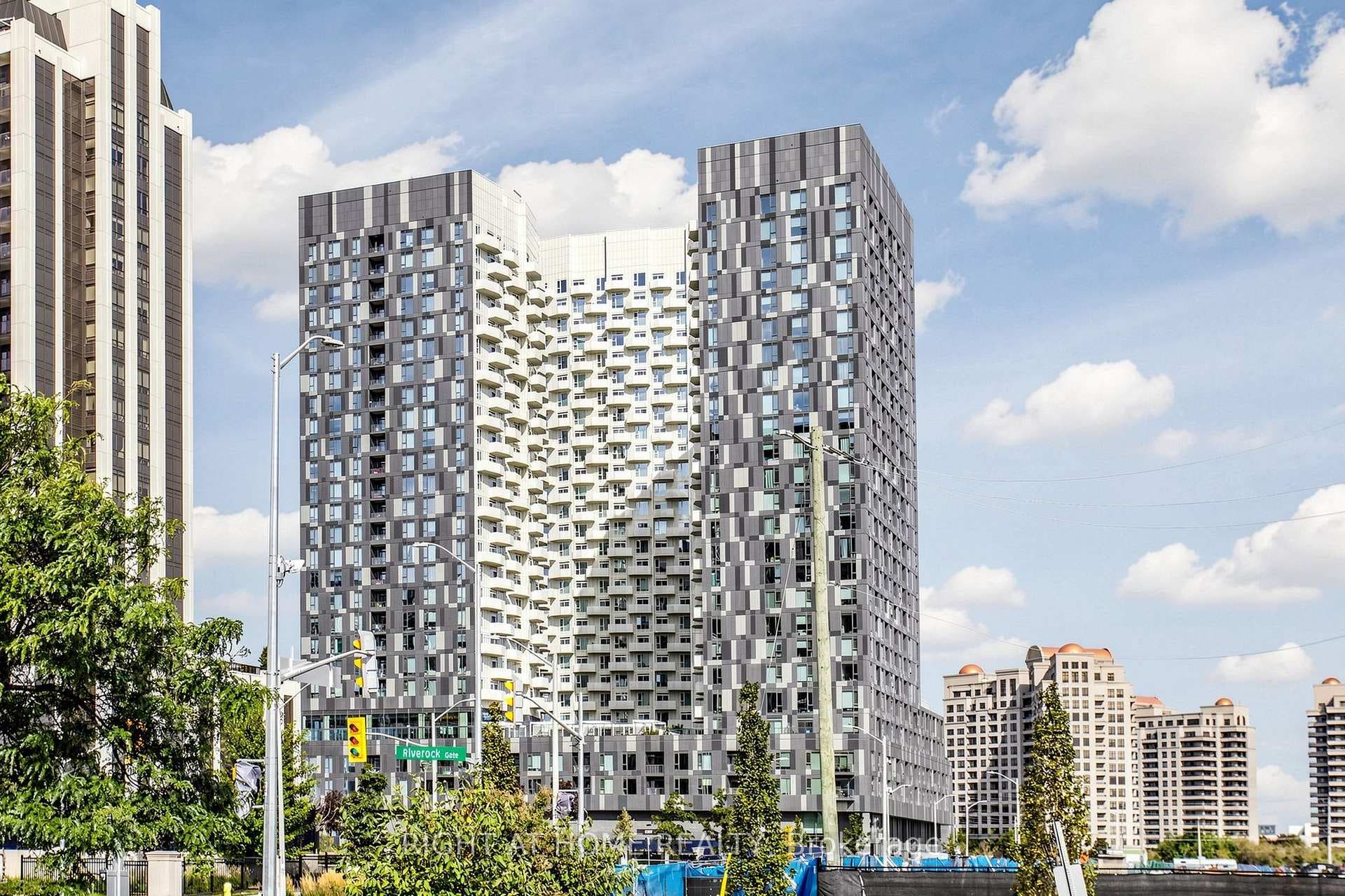 474 Caldari Road Unit 909