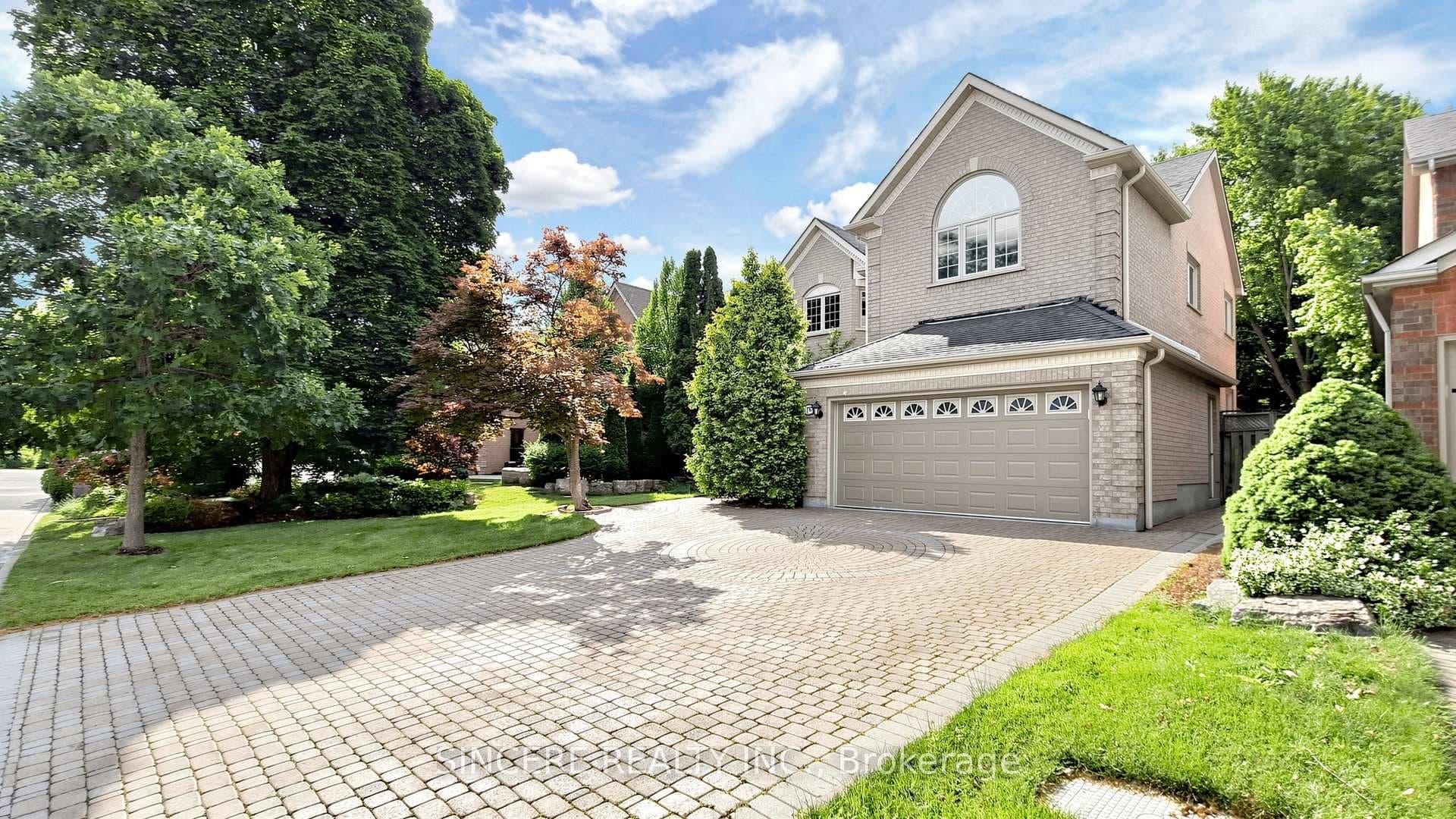 76 Braeside Square