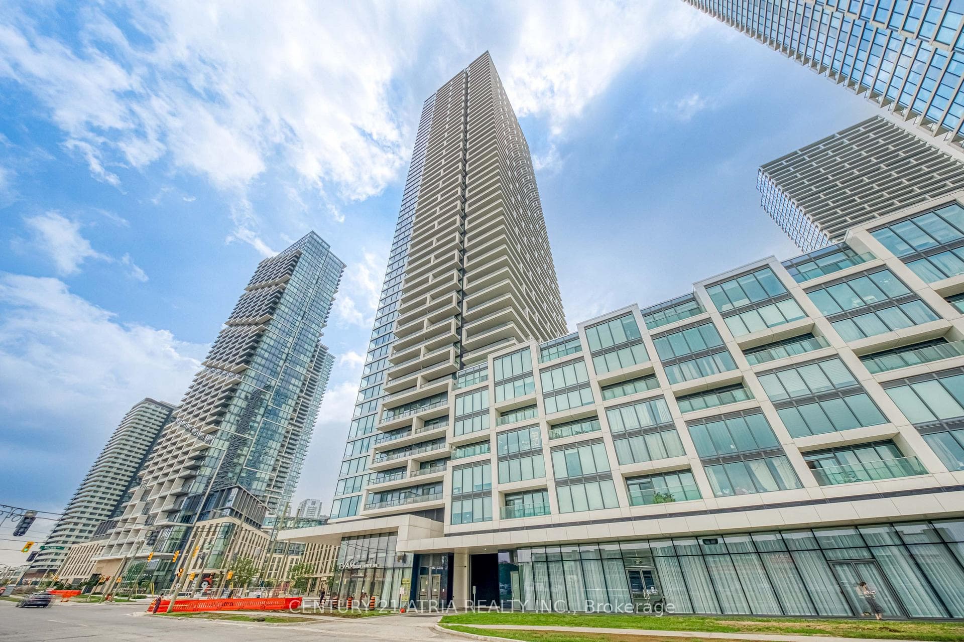 950 Portage Parkway Unit 1811
