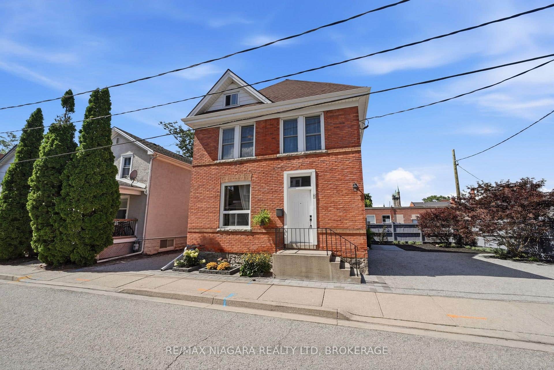Welcome to 8 Trafalgar Street!