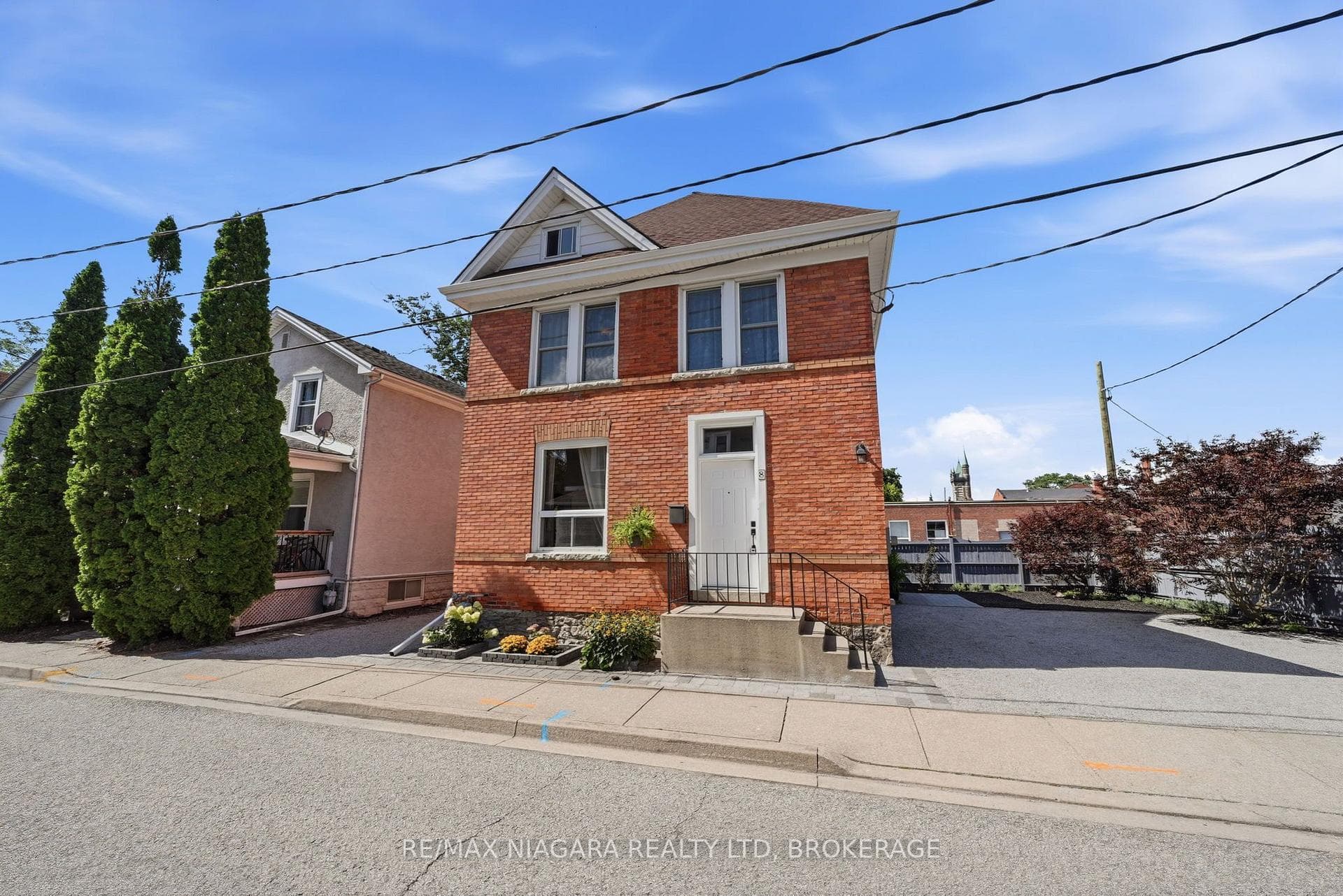 8 Trafalgar Street
