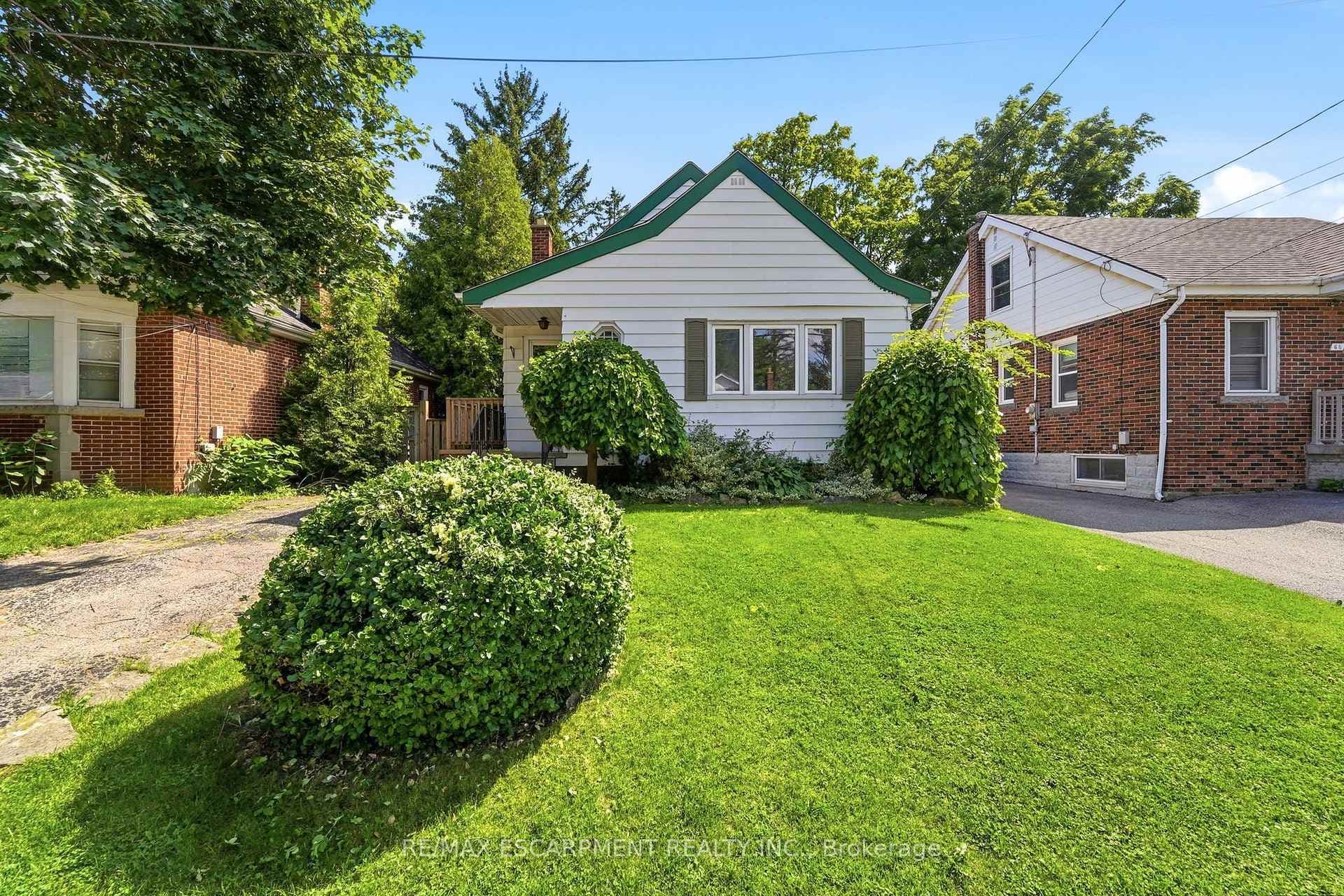 61 GLENMOUNT Avenue