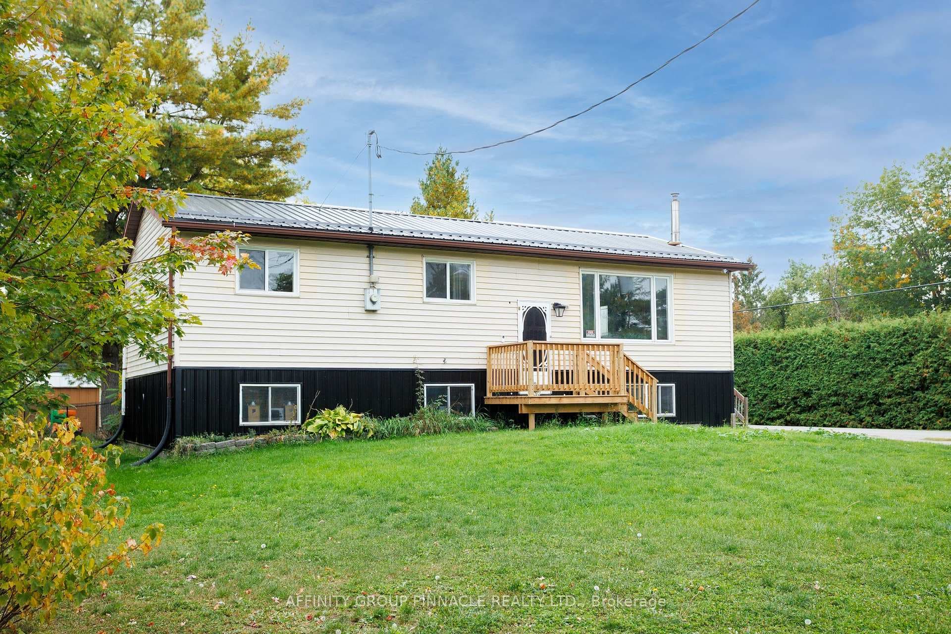 24 Oakwood Drive
