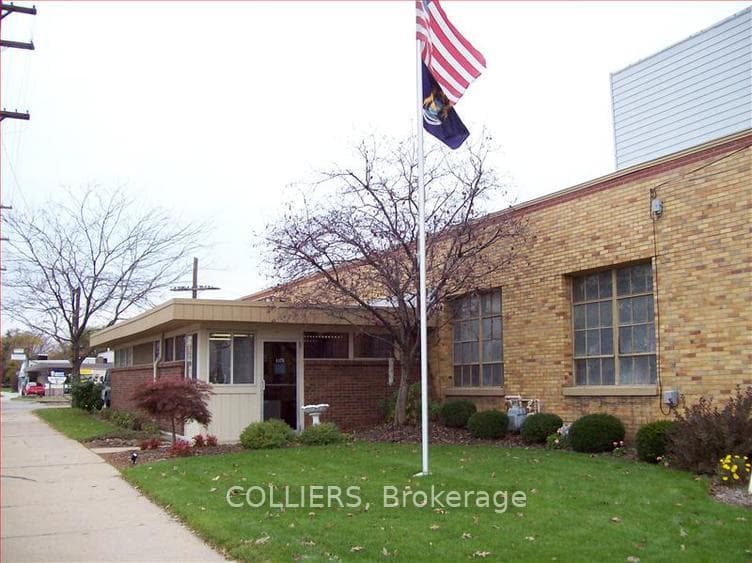 1175 Barton Street Unit 2-3