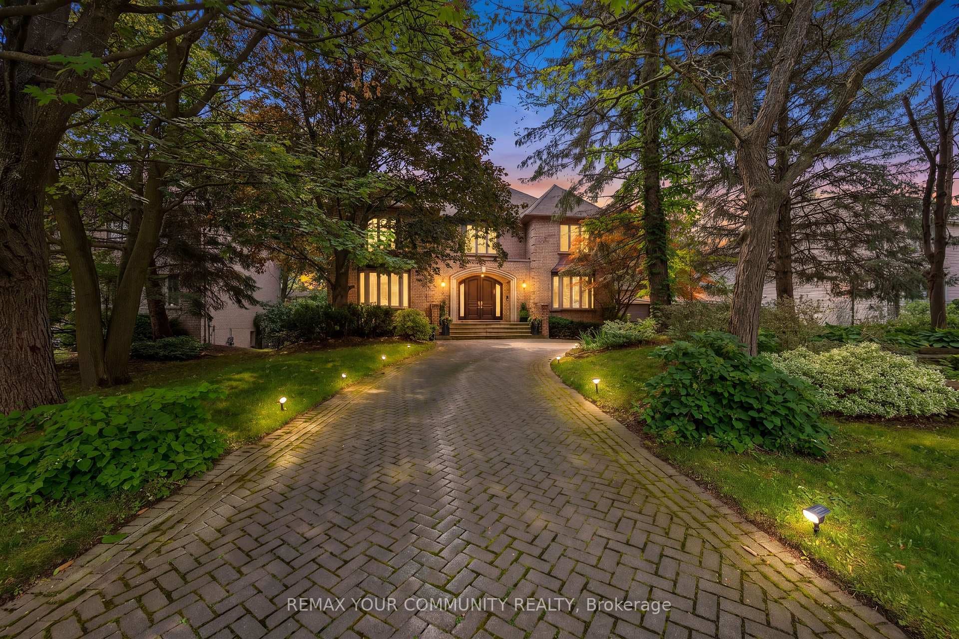 75 Arnold Avenue