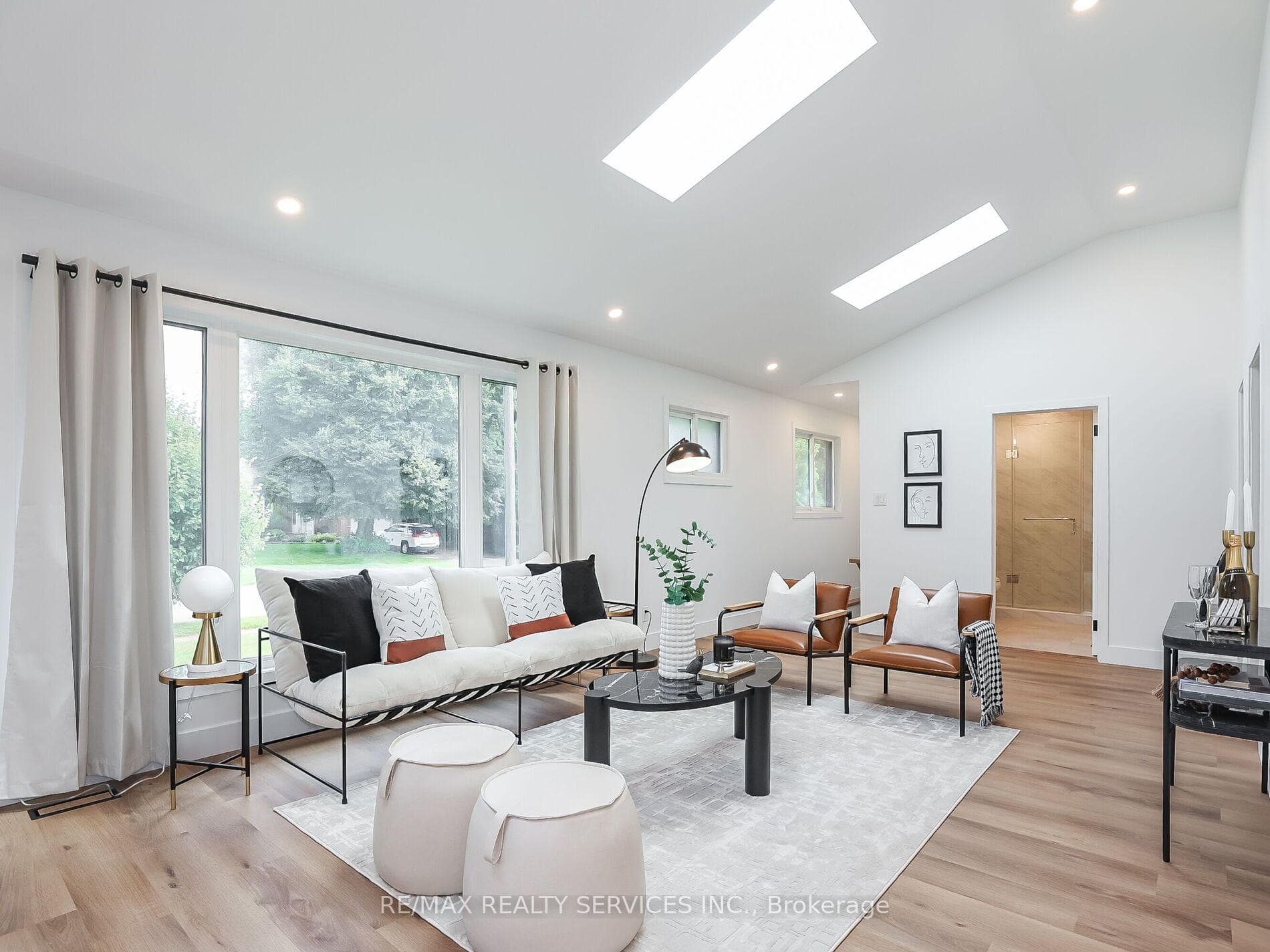 6364 Sherwood Road