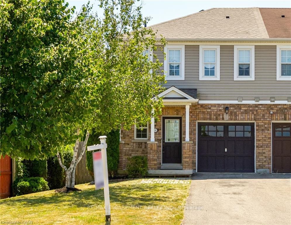 137 WINDWOOD Drive