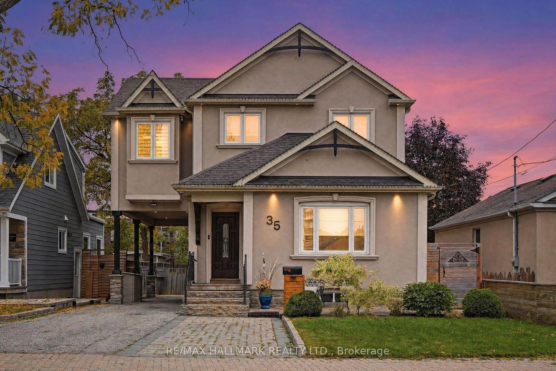 35 Rainbow Drive