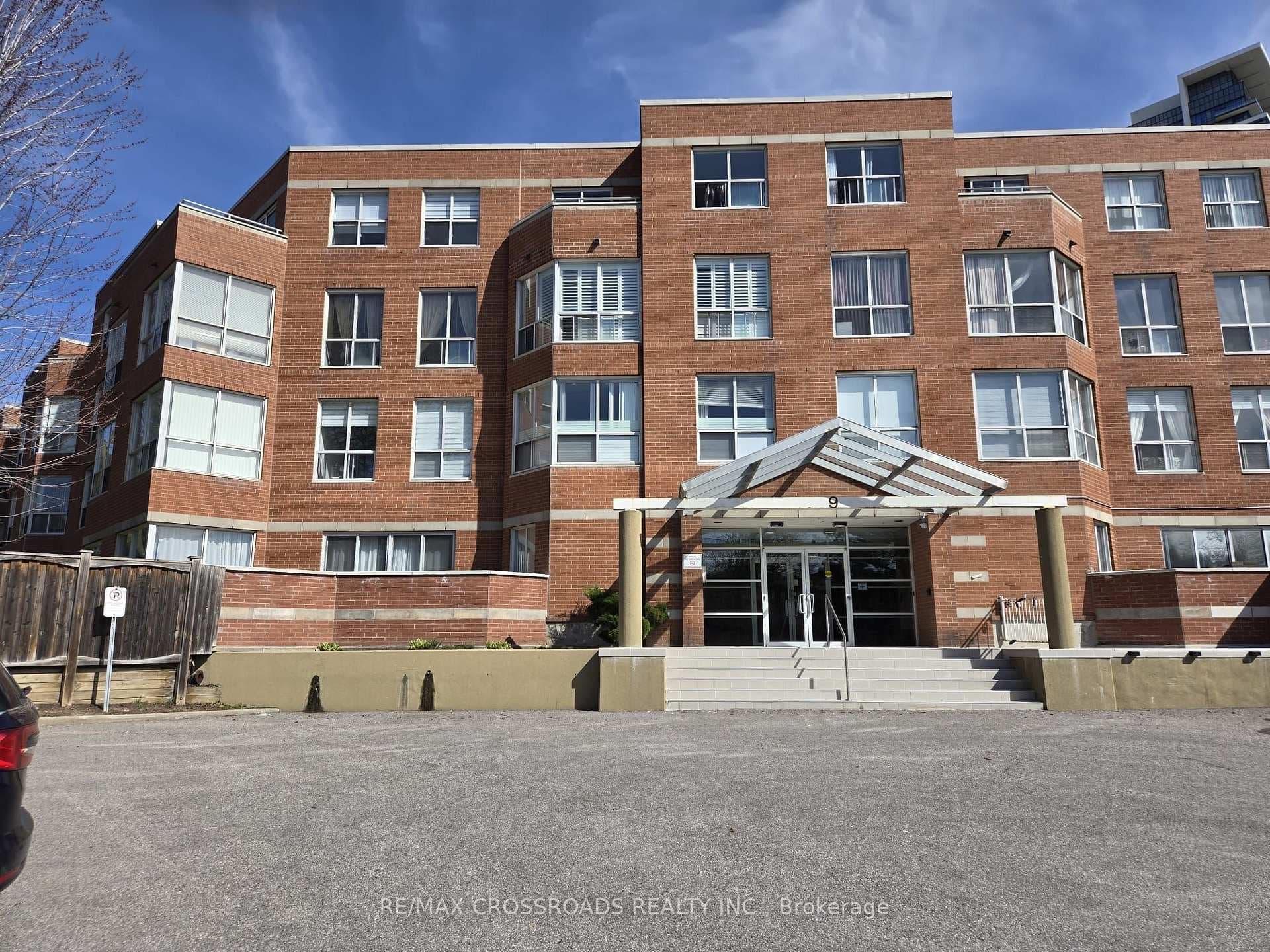 9 Chalmers Road Unit PH02