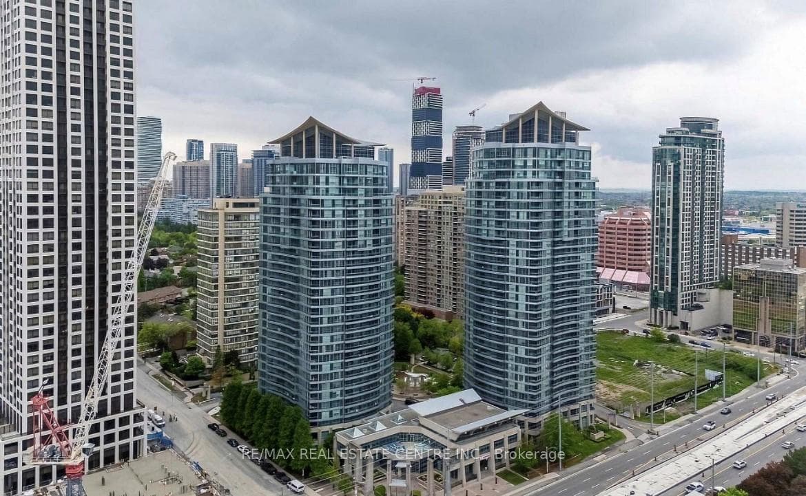 33 Elm Drive Unit 1010