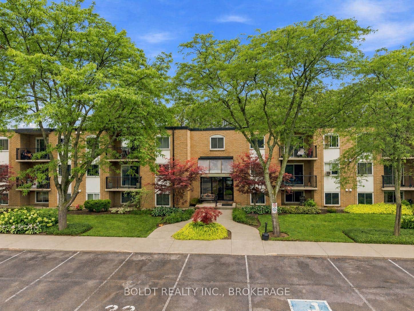 6 Westlake Lane Unit 110
