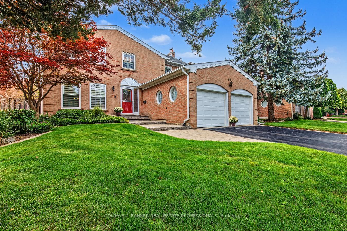 90 Longwater Chase