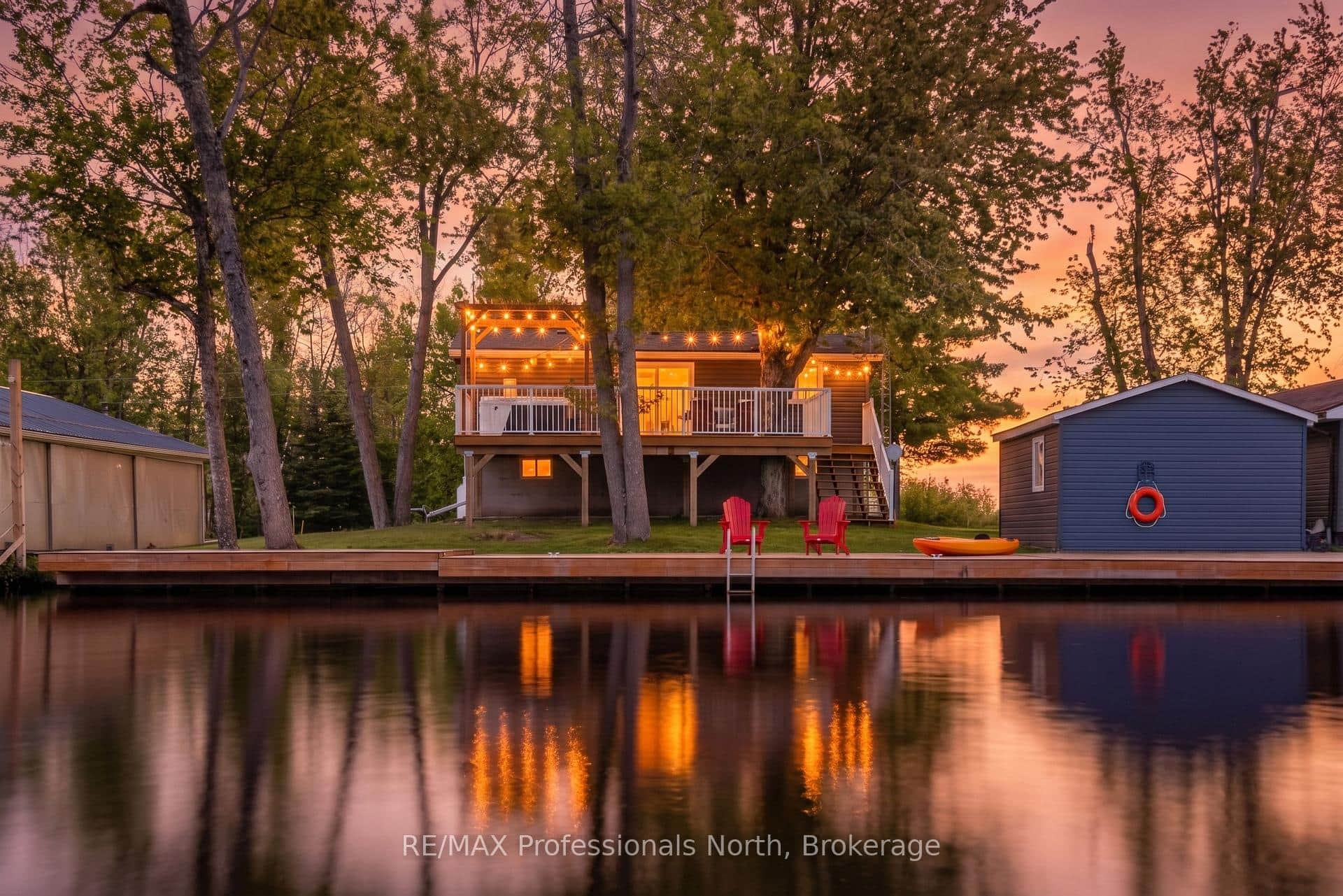 284 MOORINGS Drive