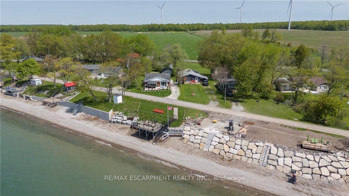 577 Edgewater Place