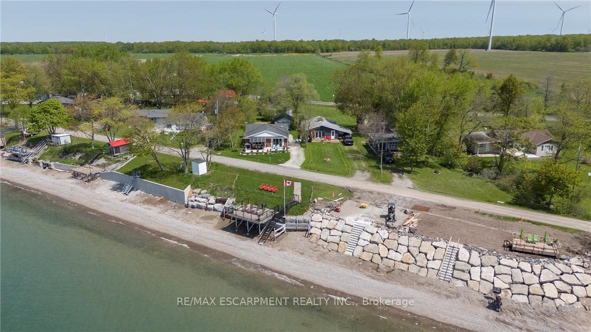 577 Edgewater Place