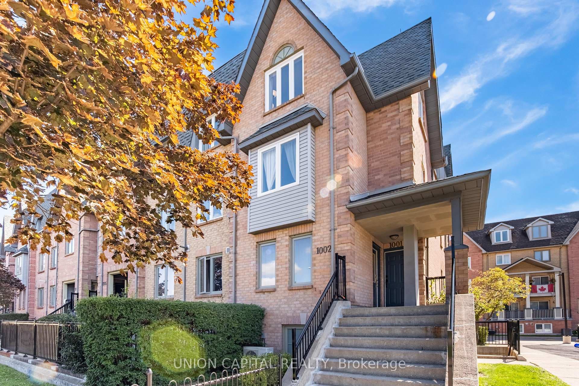 75 Weldrick Road Unit 1002