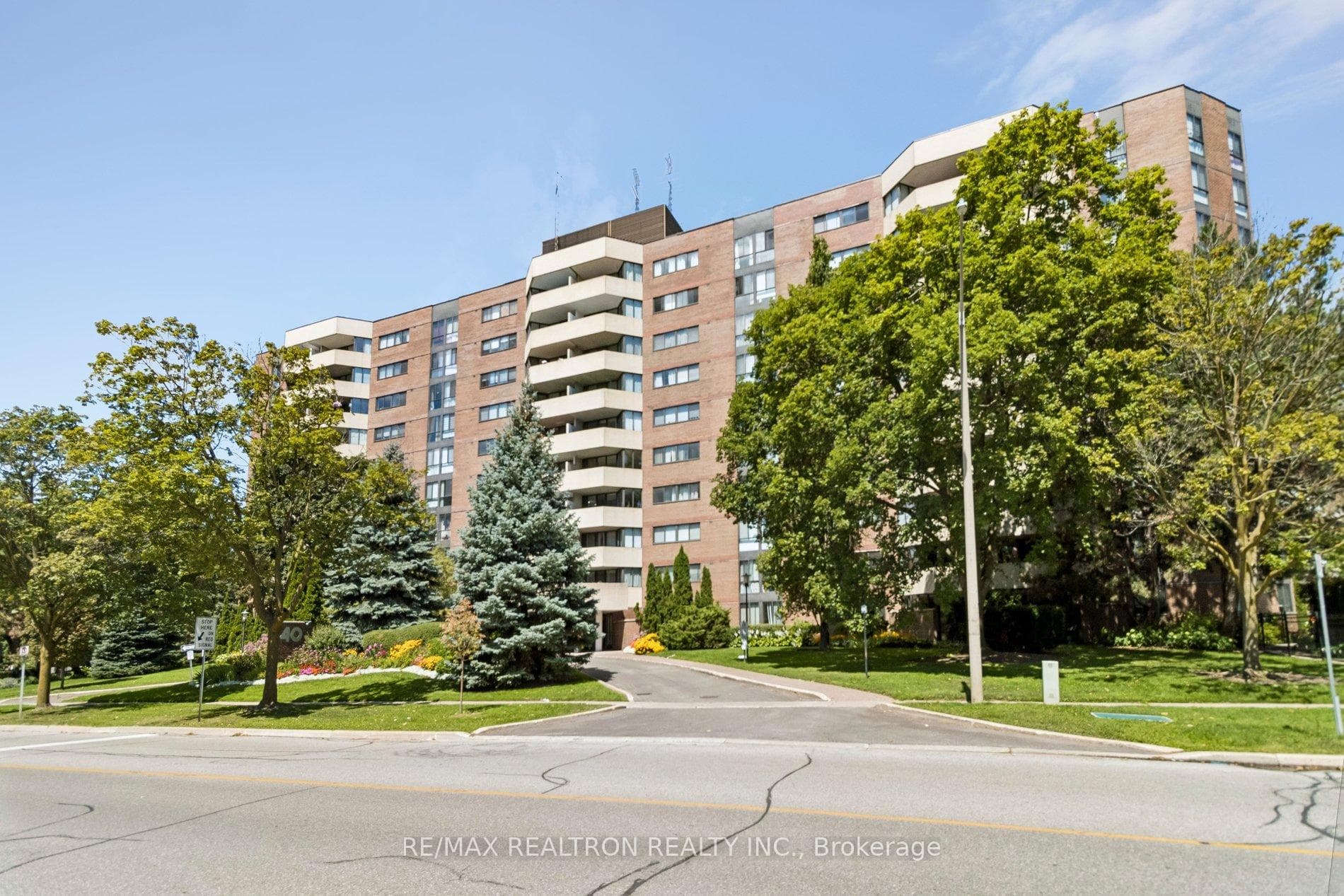 40 Baif Boulevard Unit 208