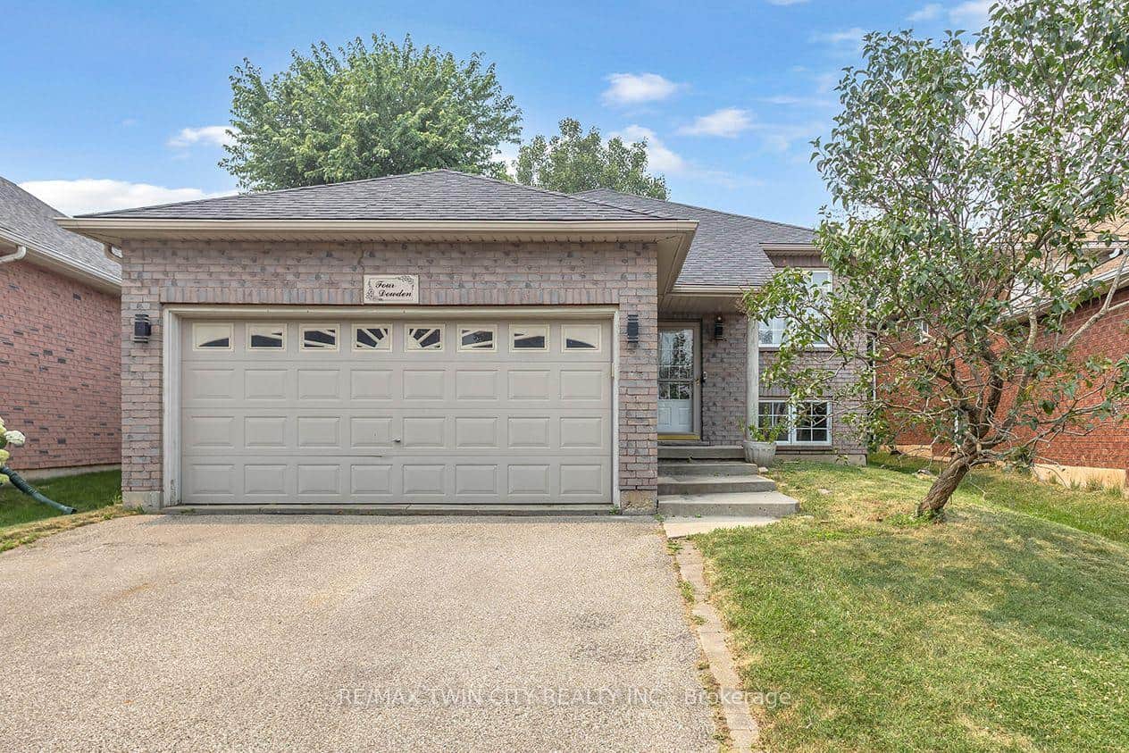 4 Dowden Avenue