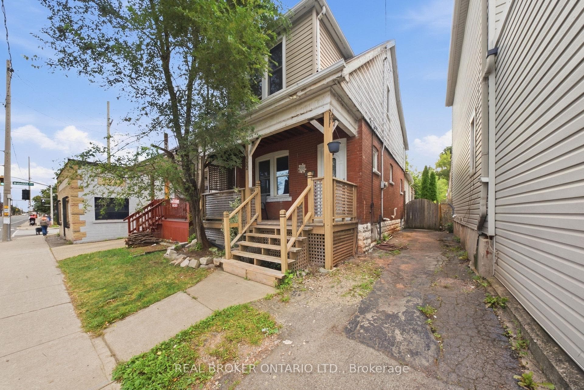 1082 Cannon Street