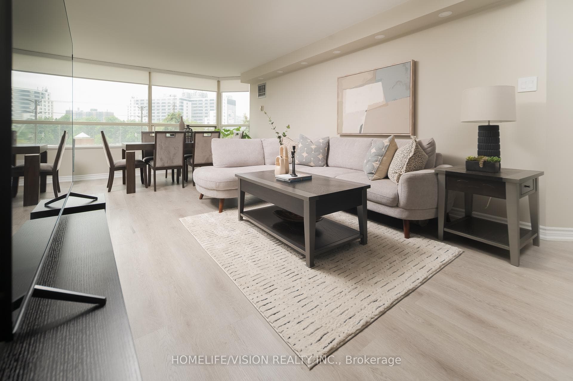 7 Townsgate Drive Unit 413