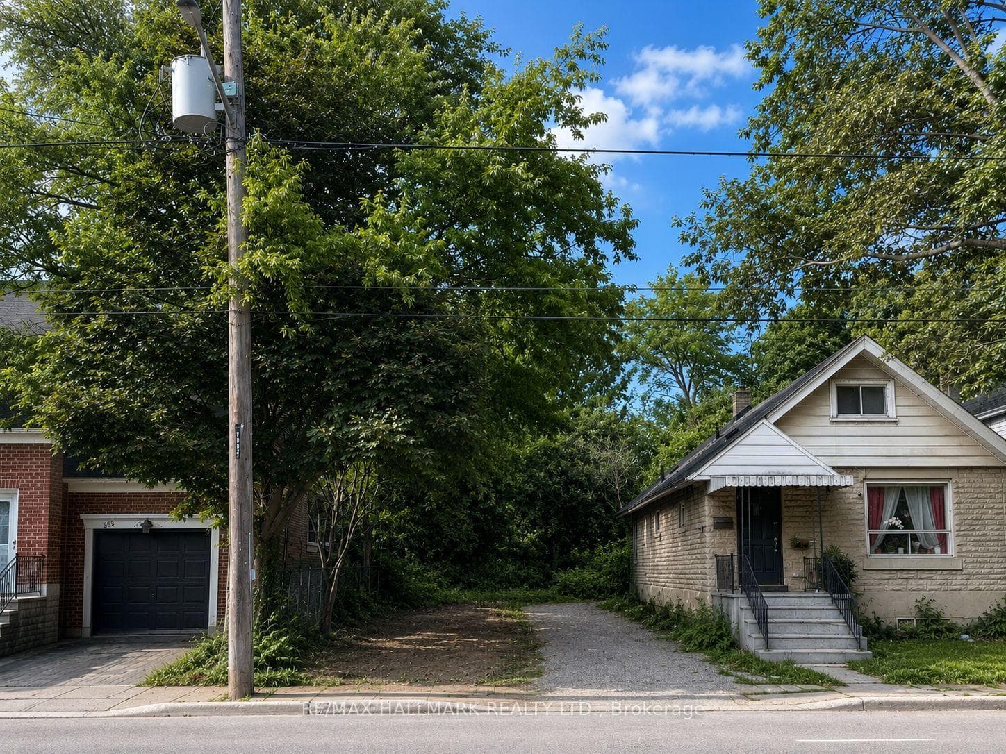 360B Lawrence Avenue