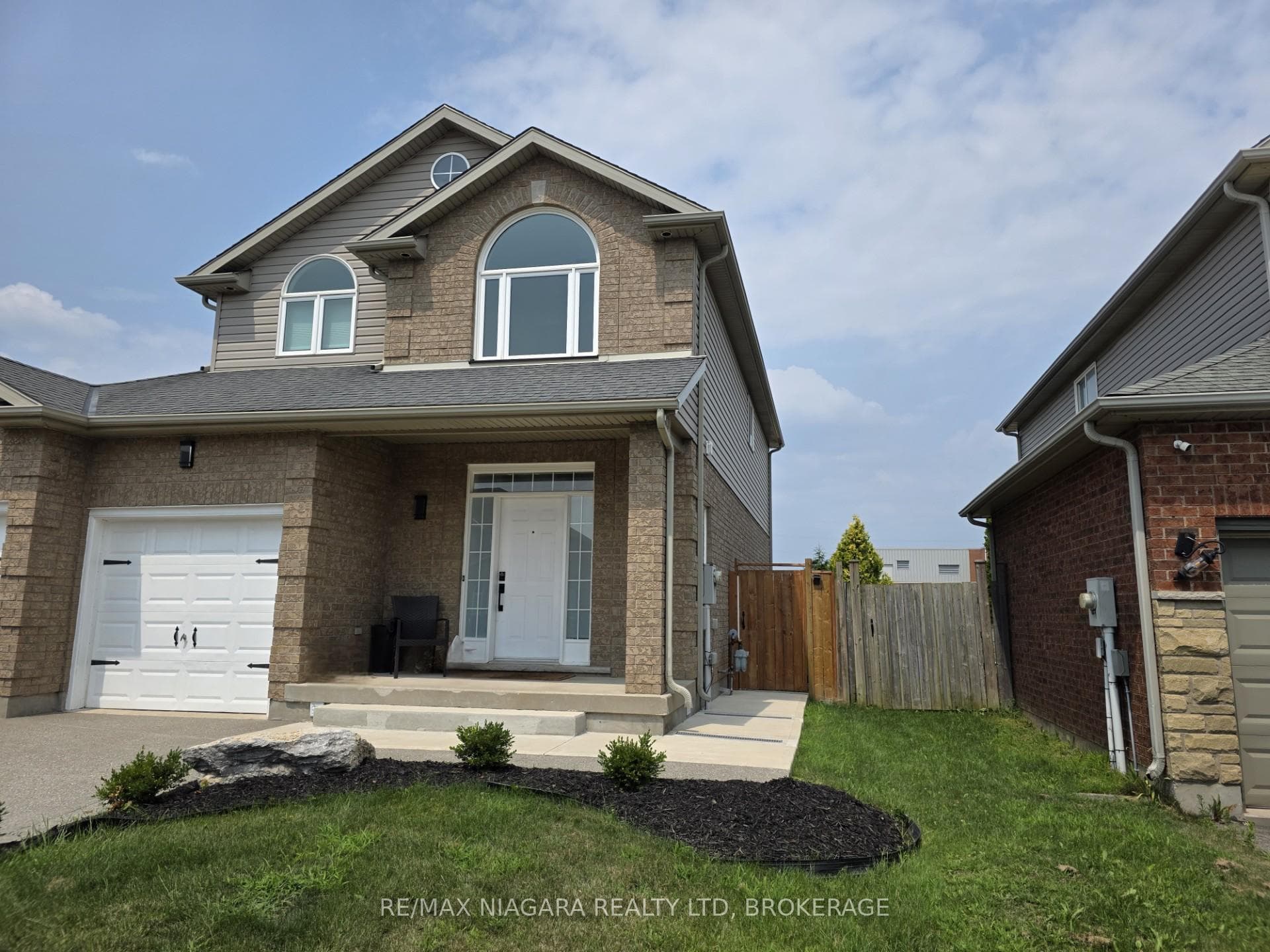 8383 Heikoop Crescent Unit Lower Level
