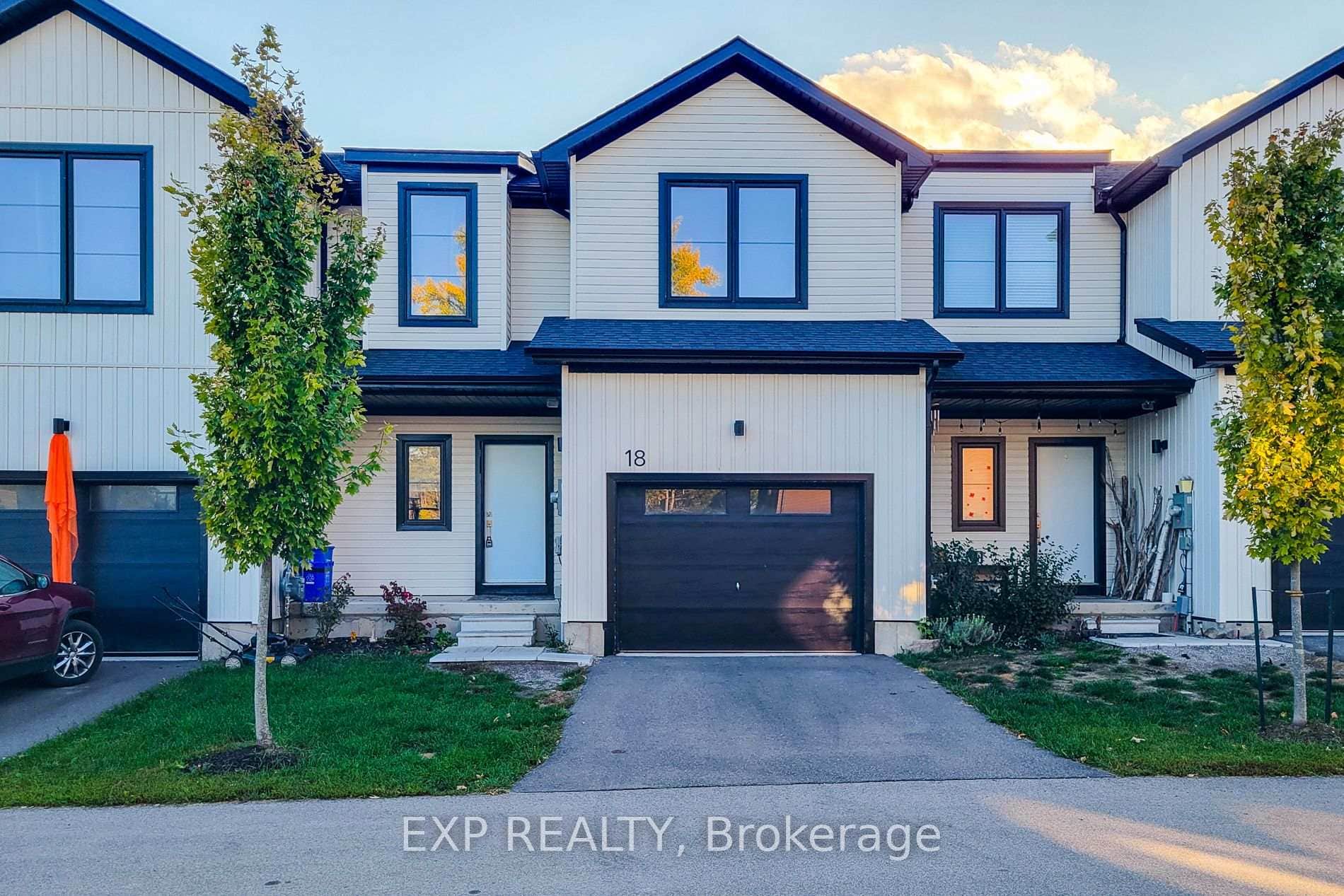 18 Trailside Drive