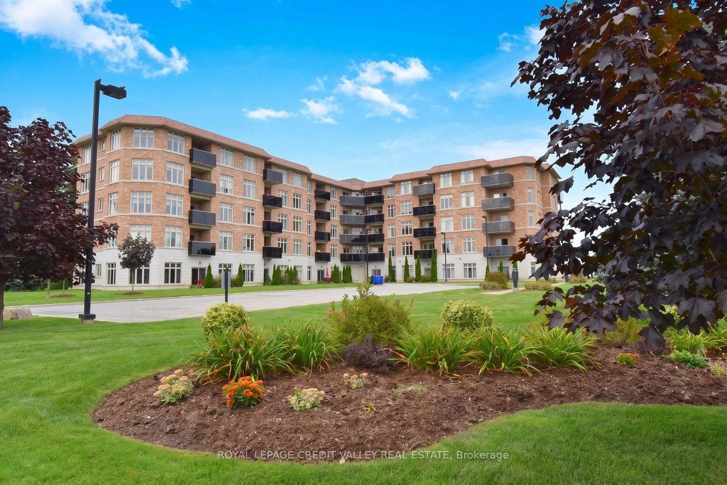 8111 Forest Glen Drive Unit 430