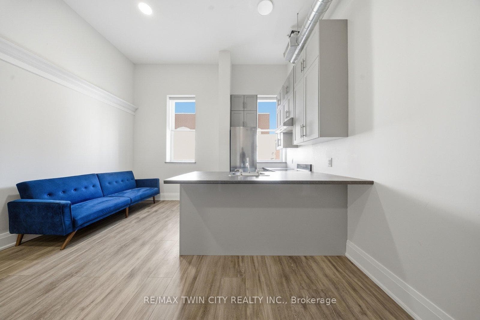 11 Queen Street Unit 304