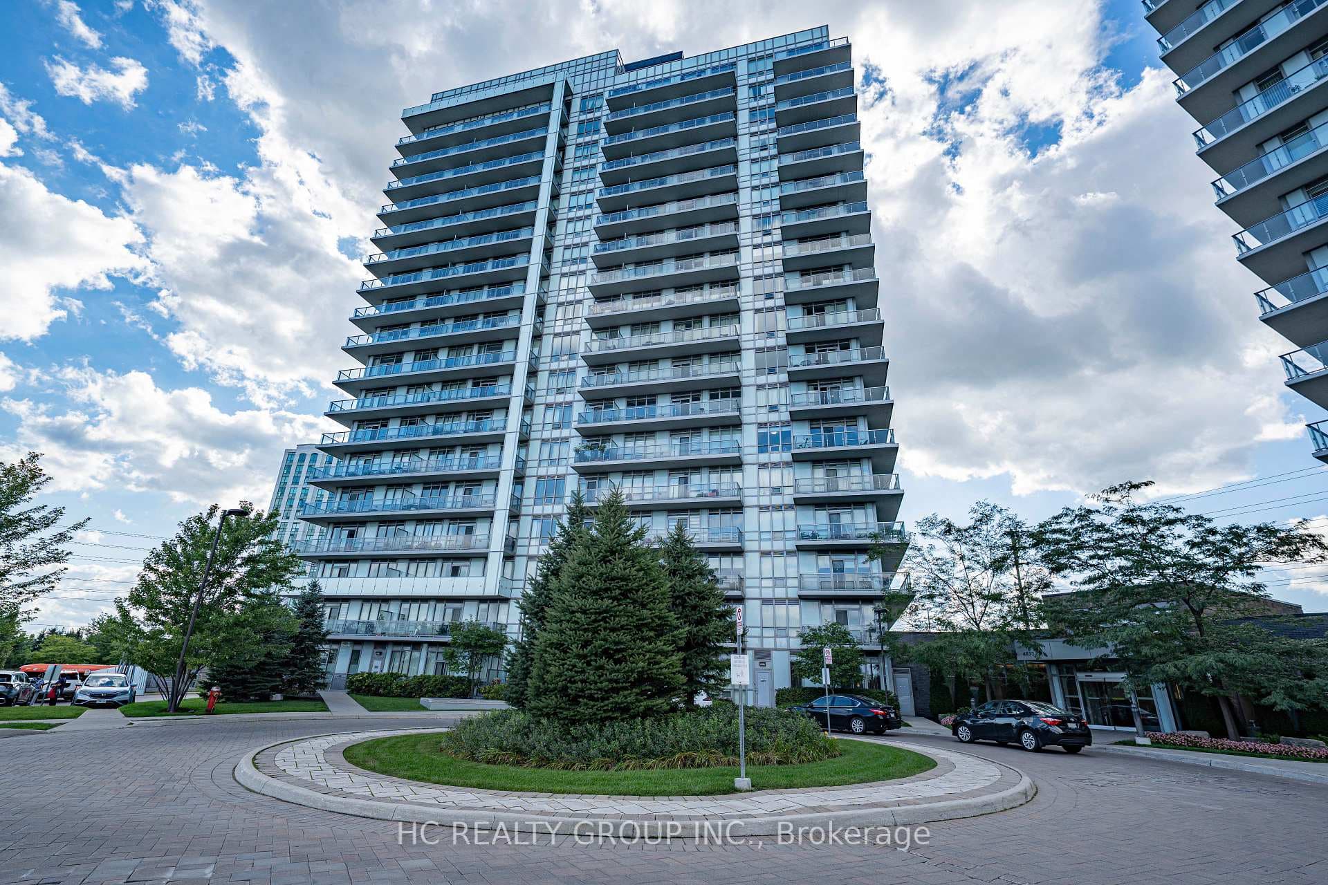 4633 Glen Erin Drive Unit 1008
