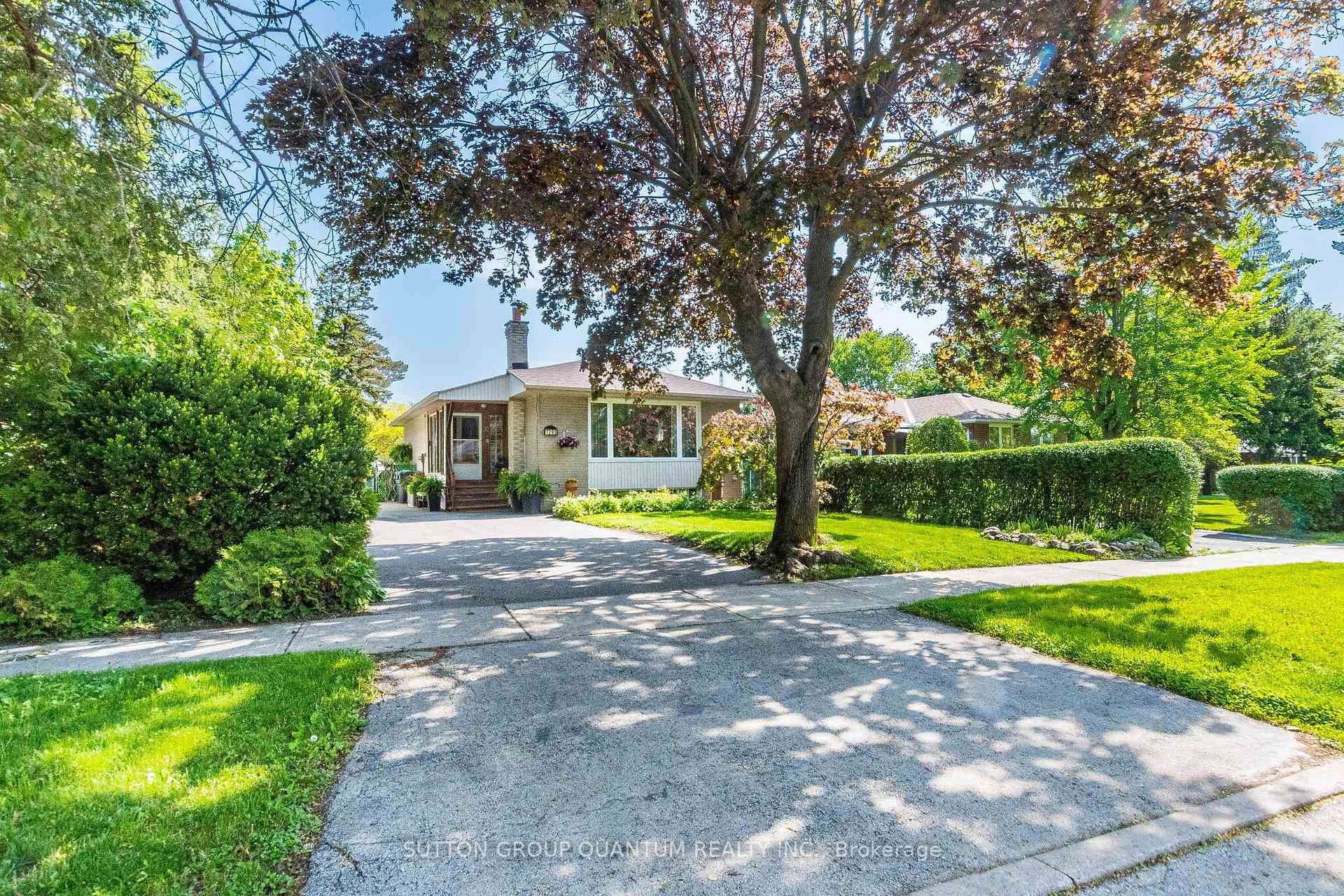 1293 Daimler Road