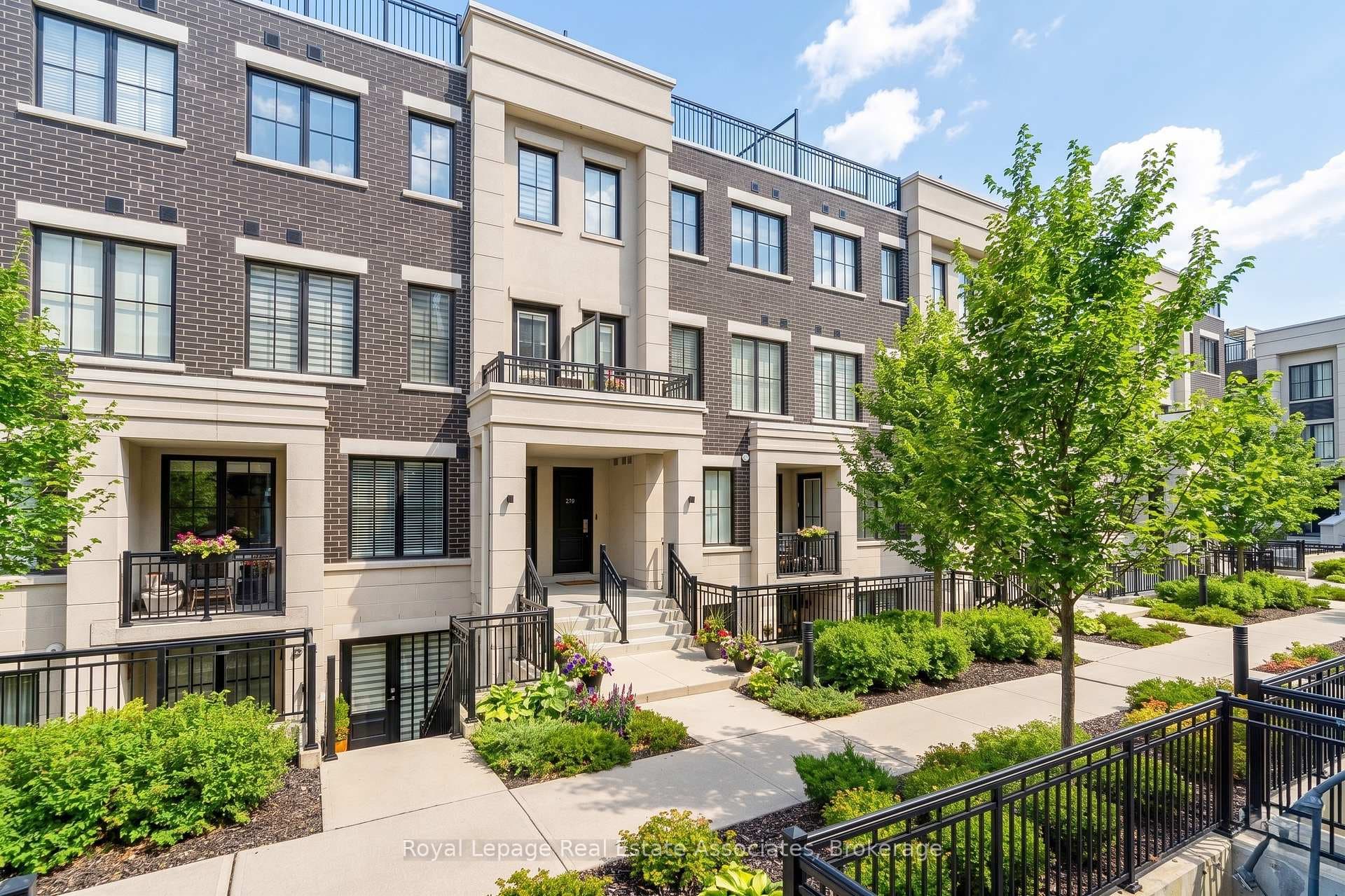 657 Cricklewood Drive Unit 511