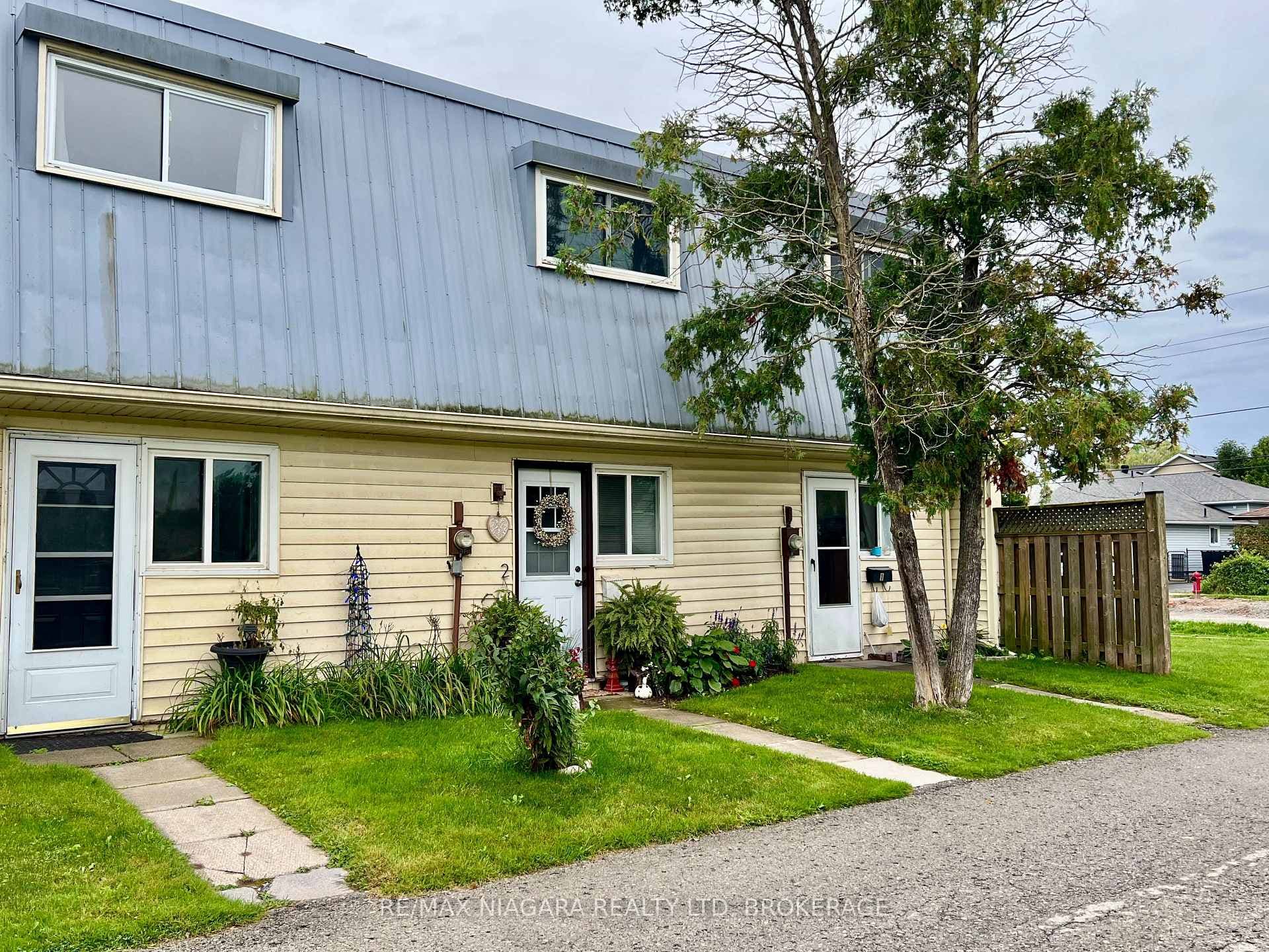 8646 Willoughby Drive Unit 2