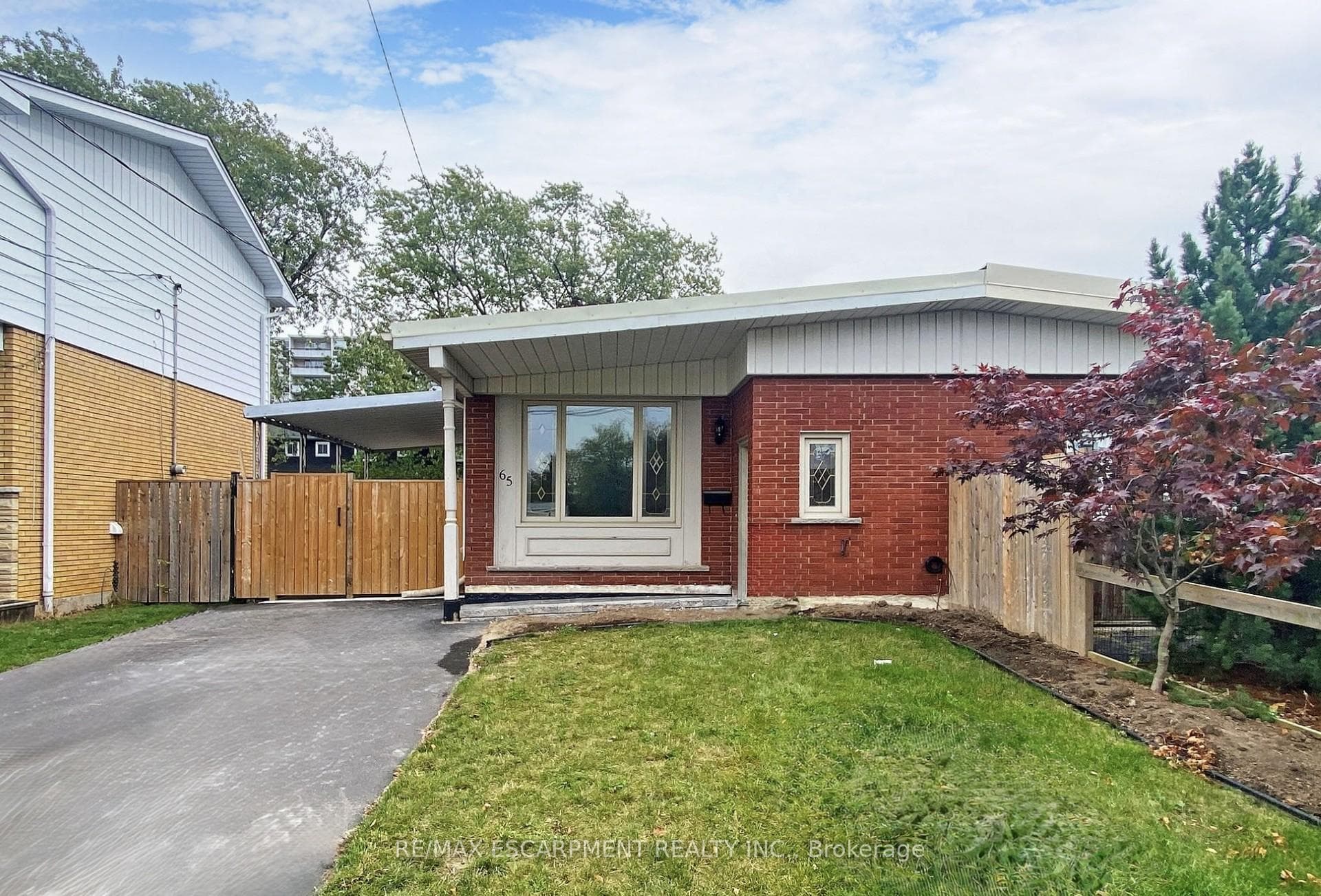 65 Fielding Crescent Unit Lower