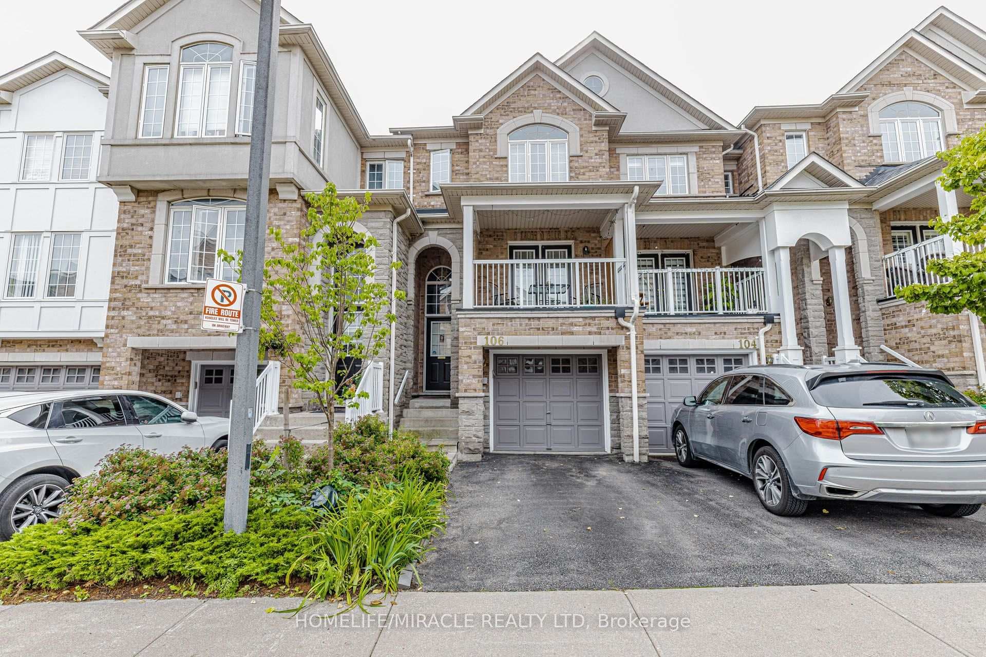 601 Shoreline Drive Unit 106