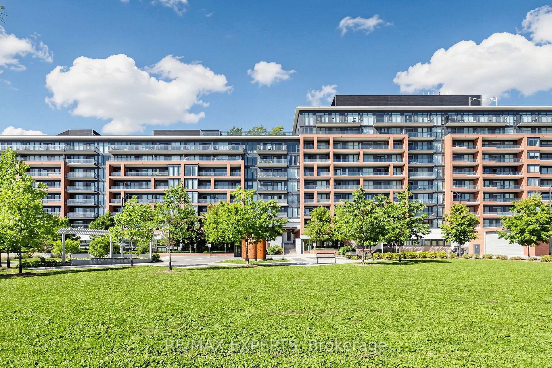 99 Eagle Rock Way Unit 302