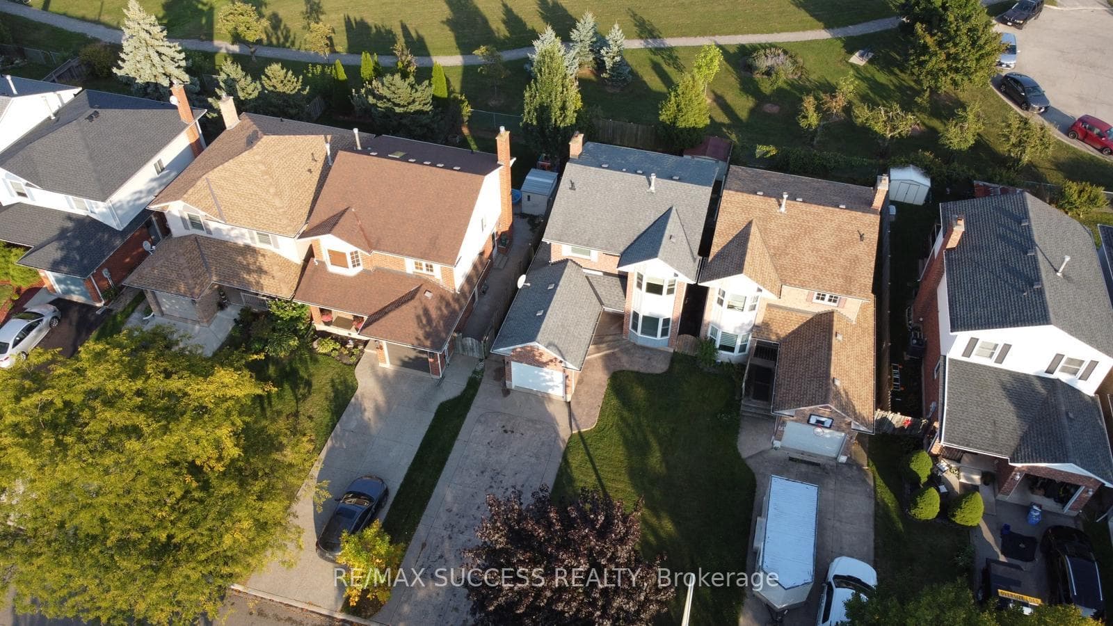 26 Tomahawk Dr, Main, Drive