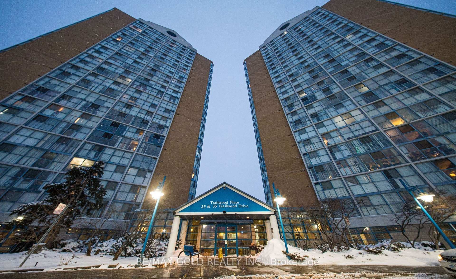 35 Trailwood Drive Unit 1112