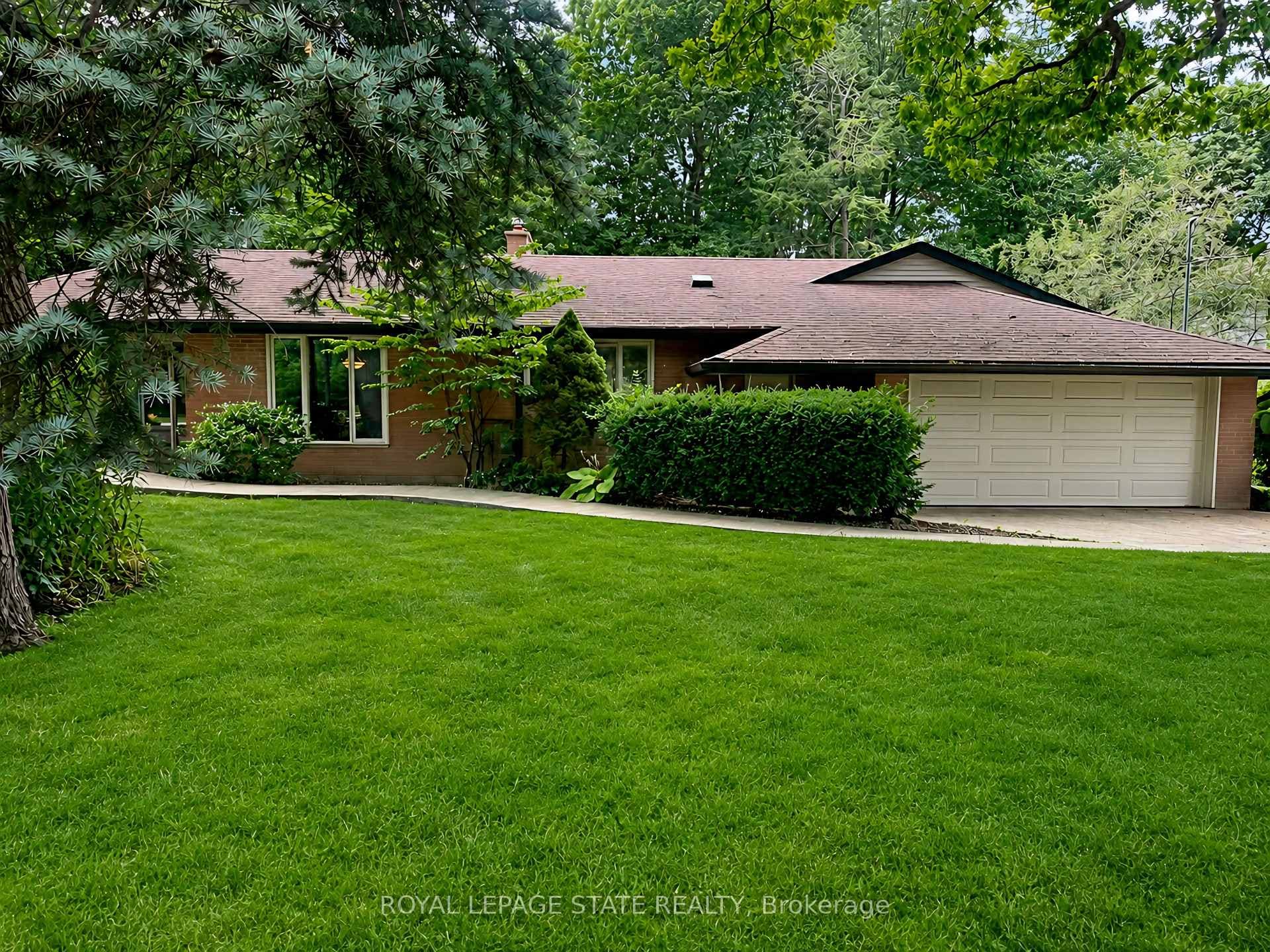 44 Colquhoun Crescent
