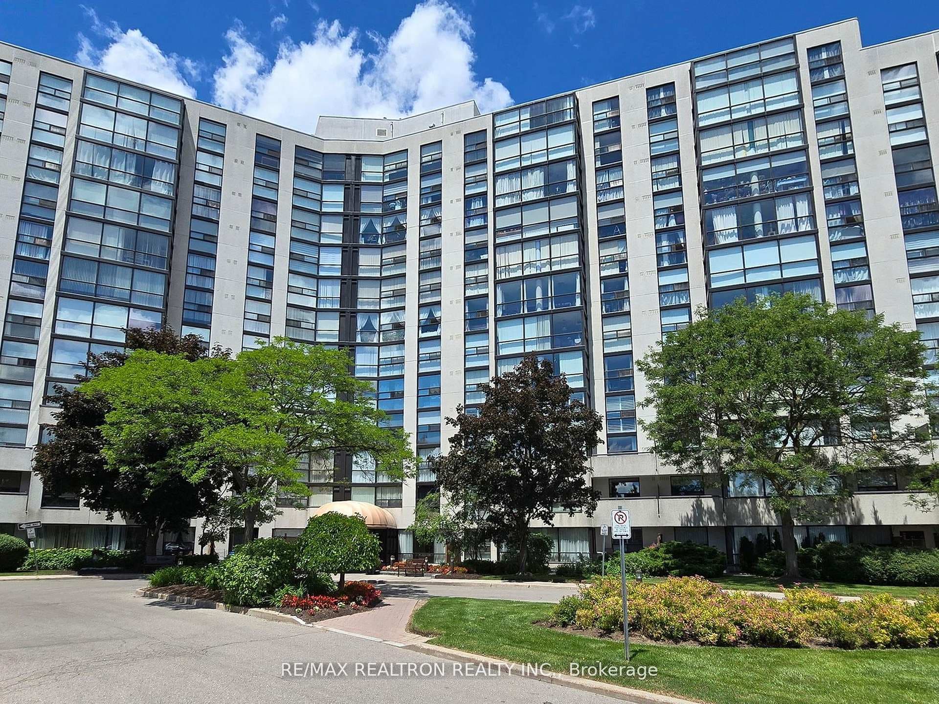40 Harding Boulevard Unit 1015