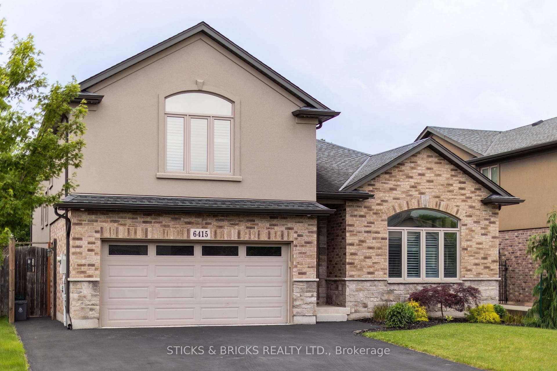 6415 Christopher Crescent