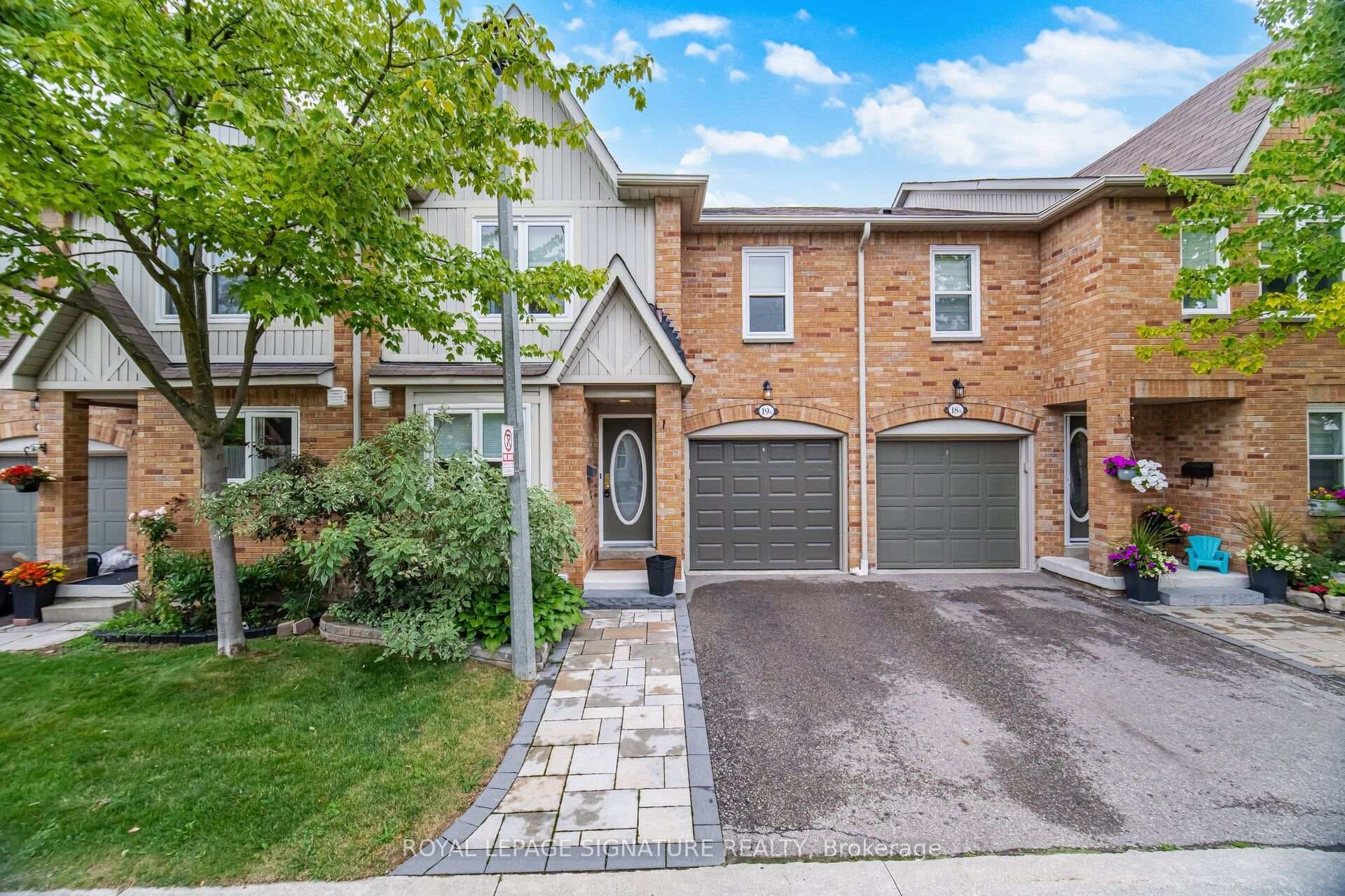 5940 Glen Erin Drive Unit 19A