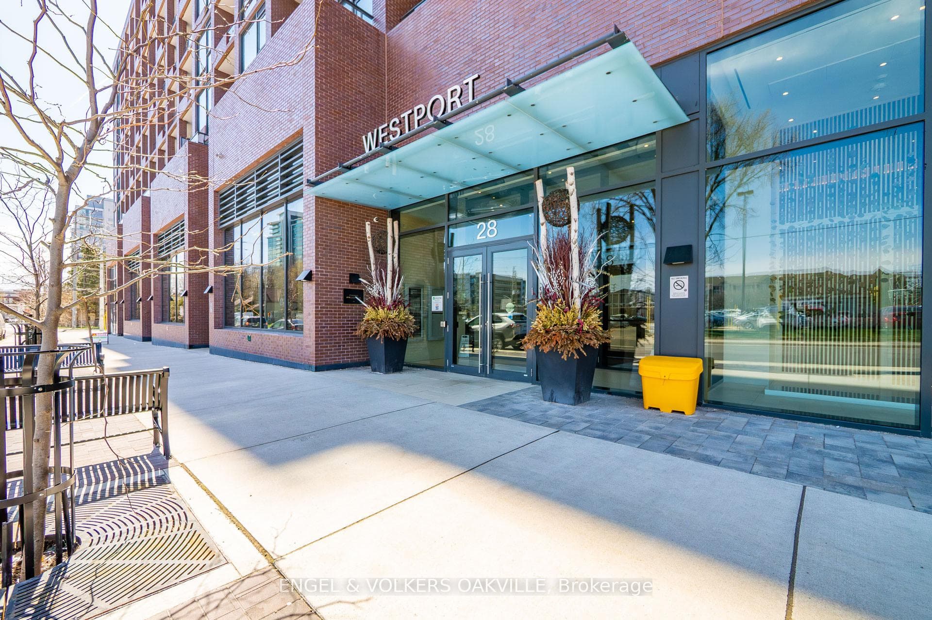 28 Ann Street Unit 418