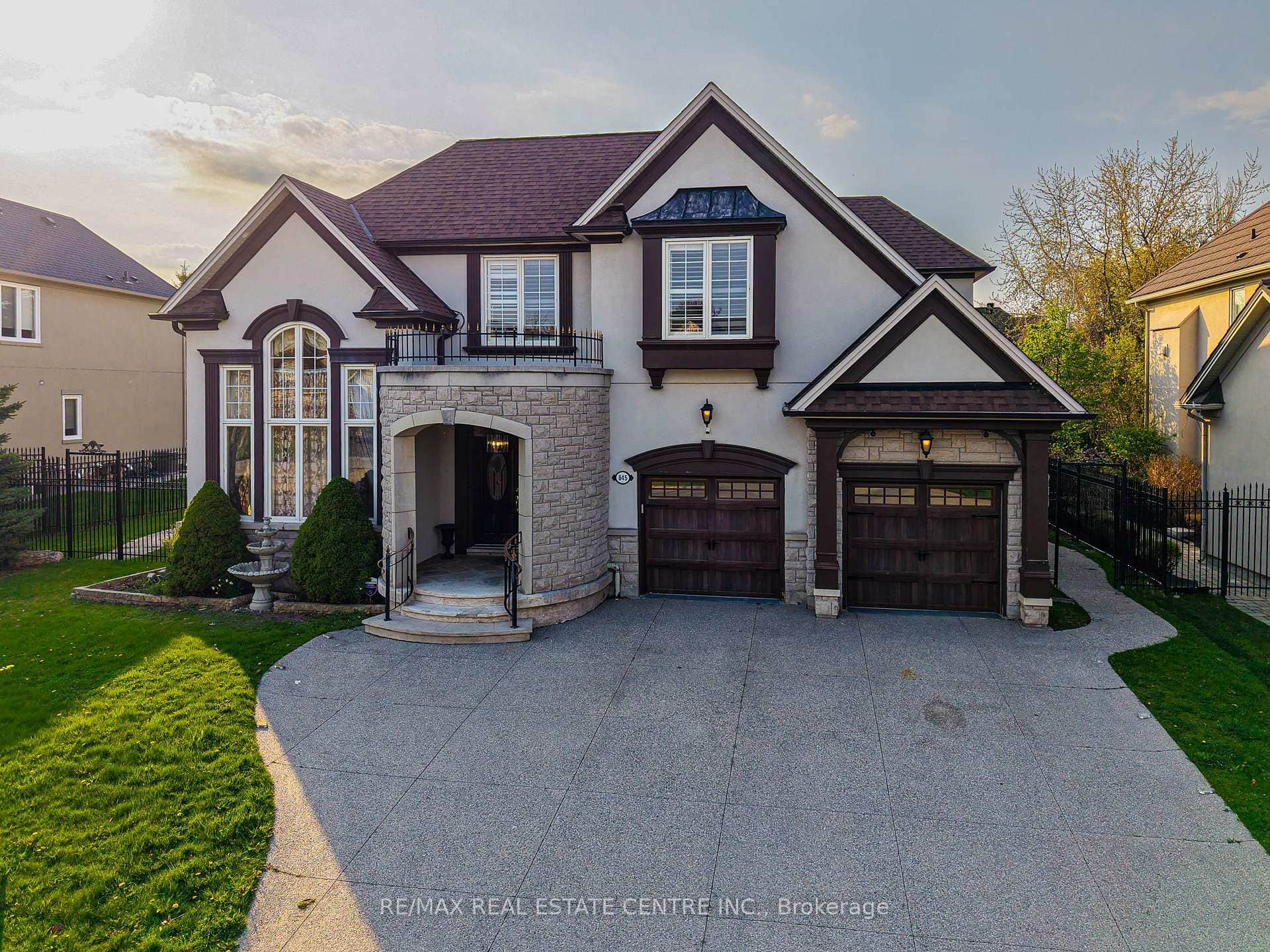 645 Cranleigh Court