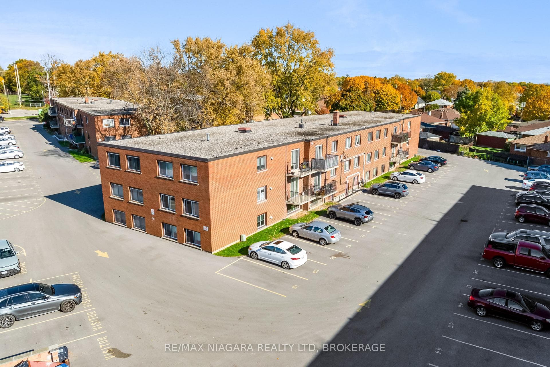 452 Carlton Street Unit 25