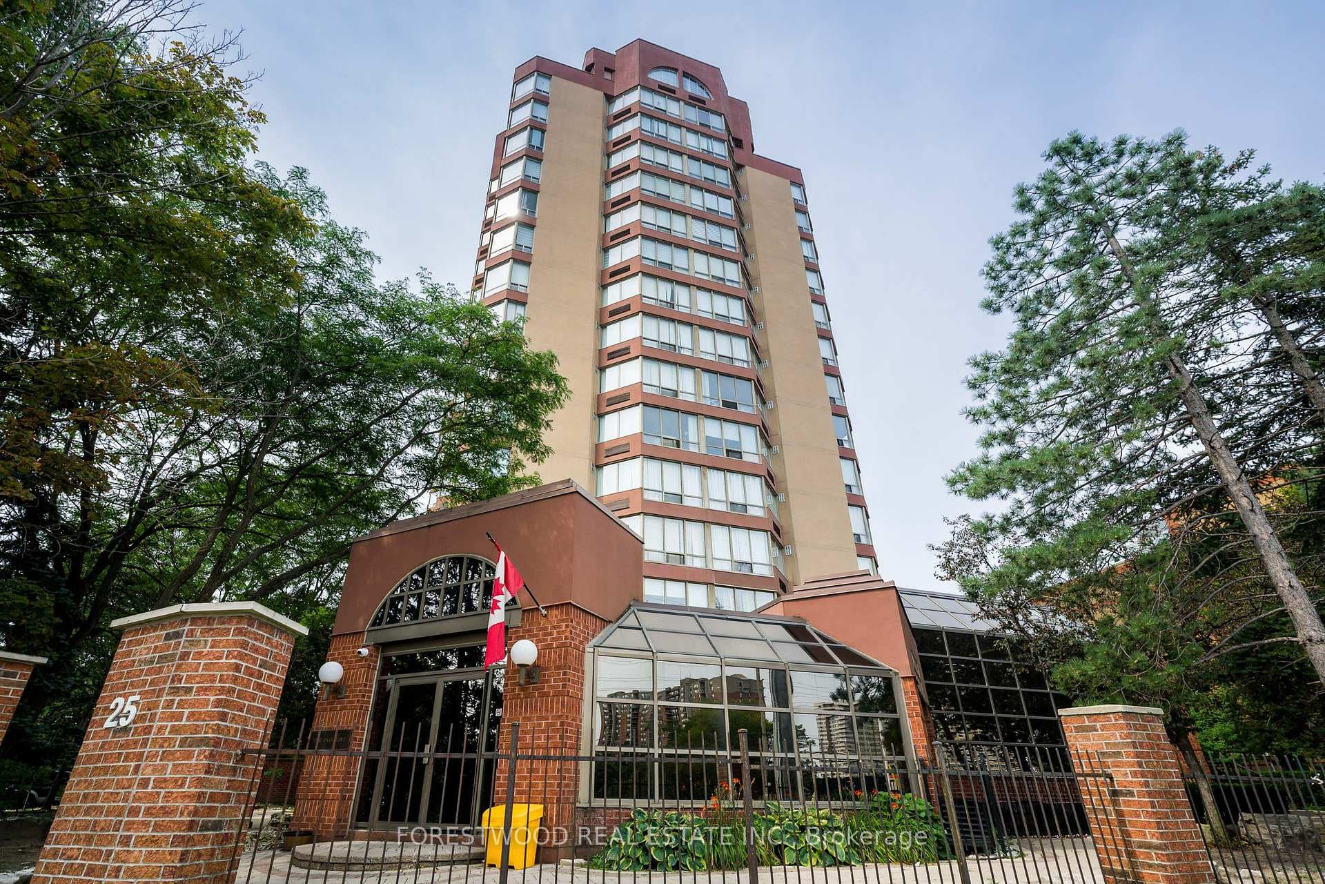 25 Fairview Road Unit UPH4