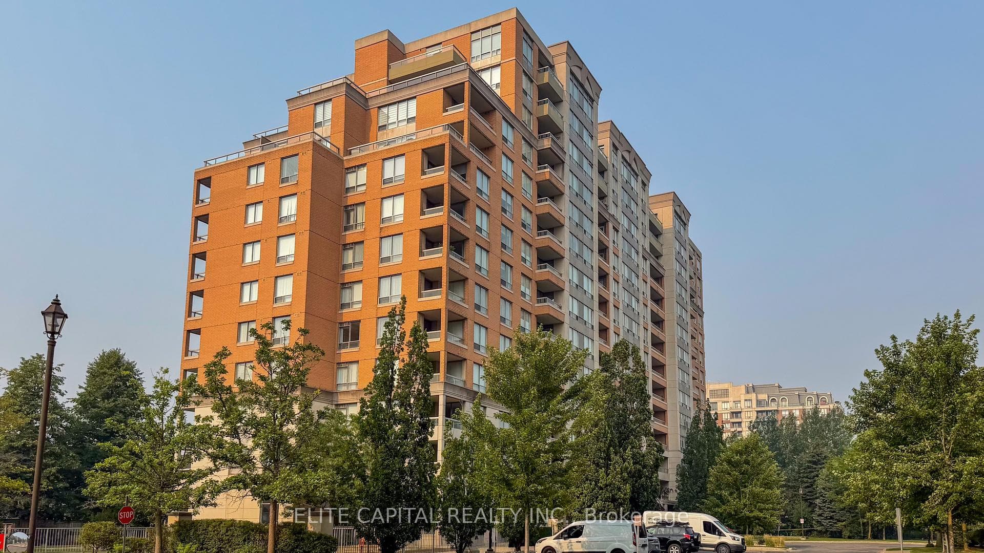 29 Northern Heights Drive Unit 1205