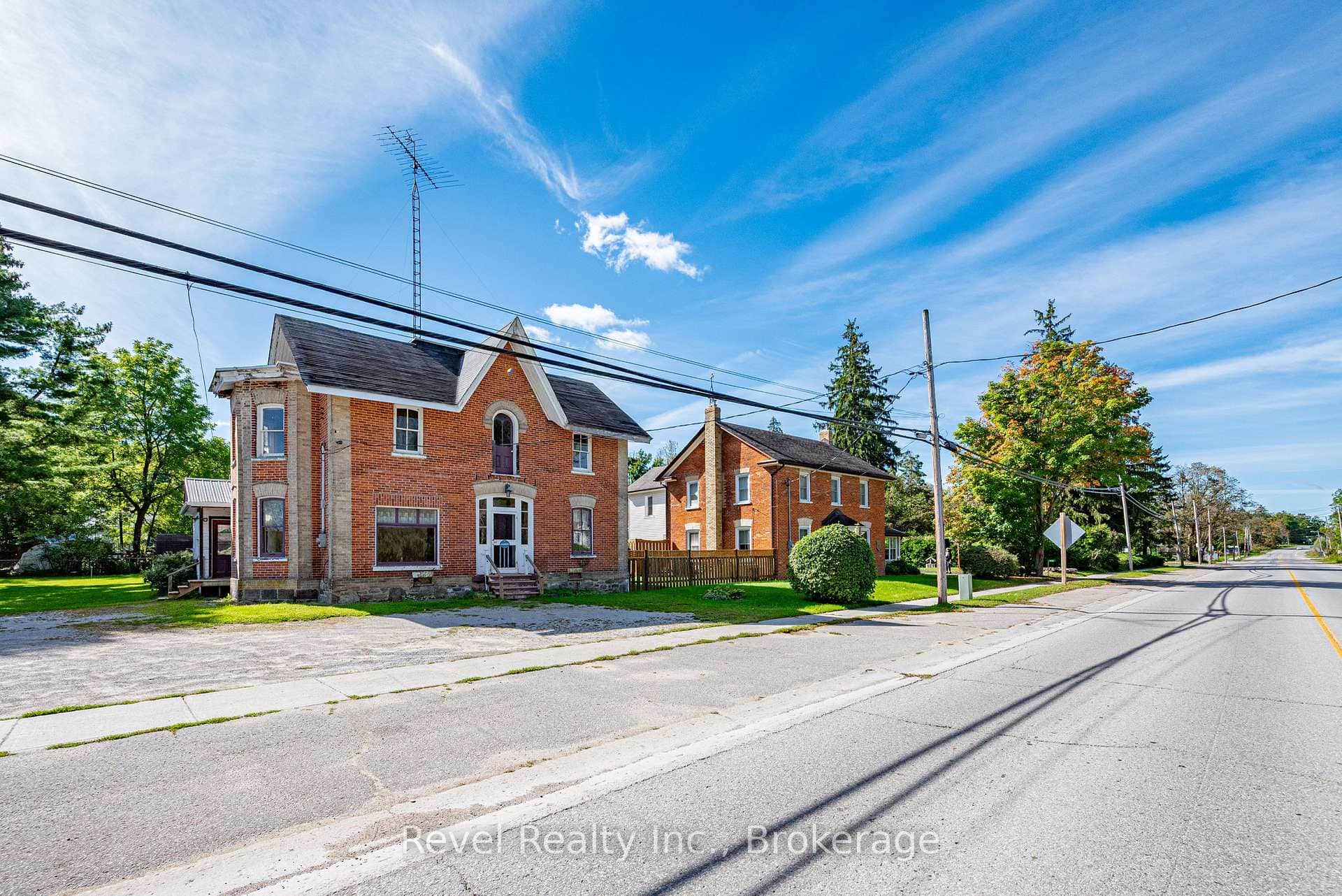 1014 Portage Road