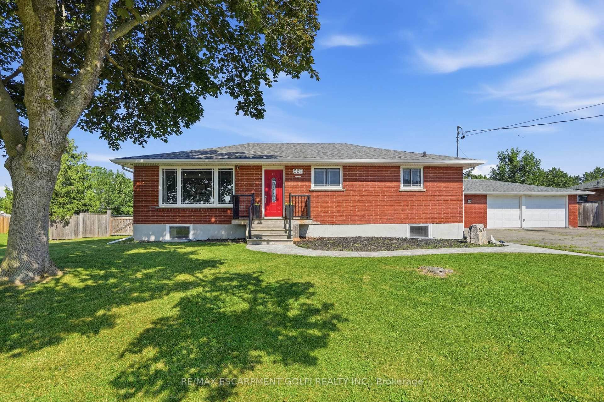 527 Walden Boulevard